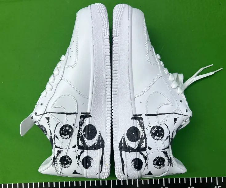 Nike Air Force 1 x Supreme QC photo 1