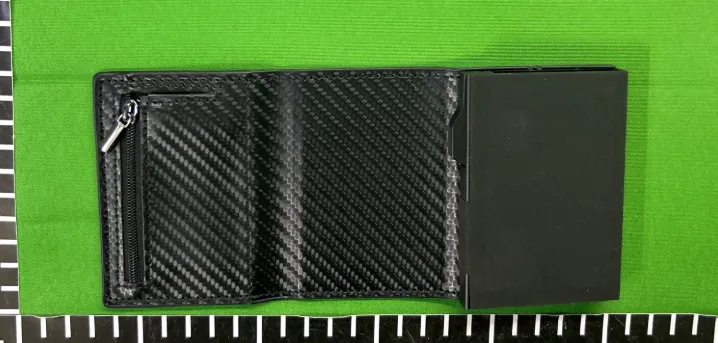 RFID Blocker Wallet QC photo 1