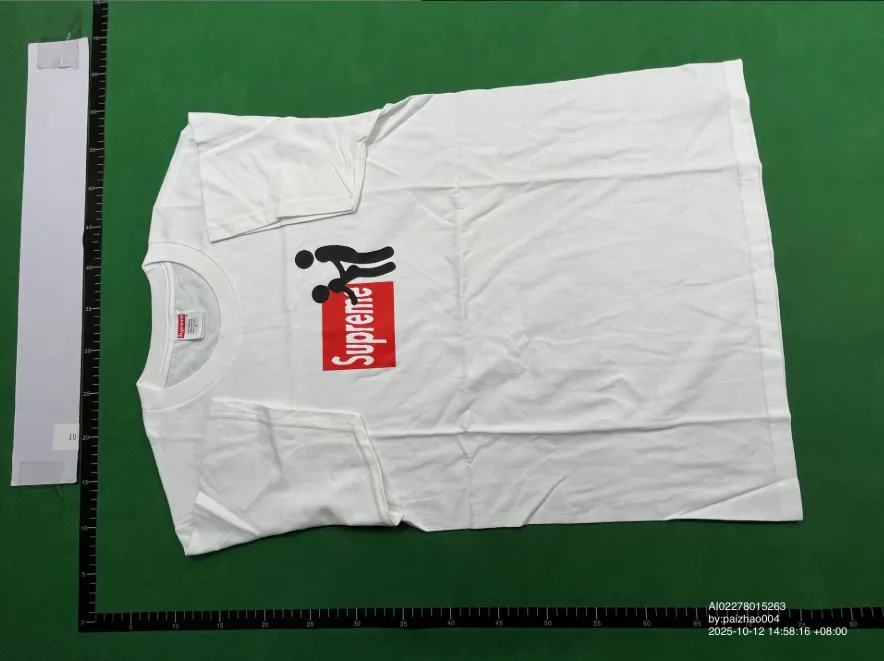 Supreme stick tee QC photo 1