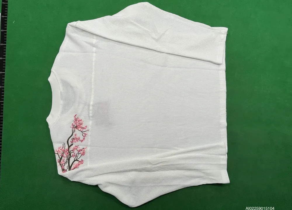 Derschutze Long sleeve QC photo 1