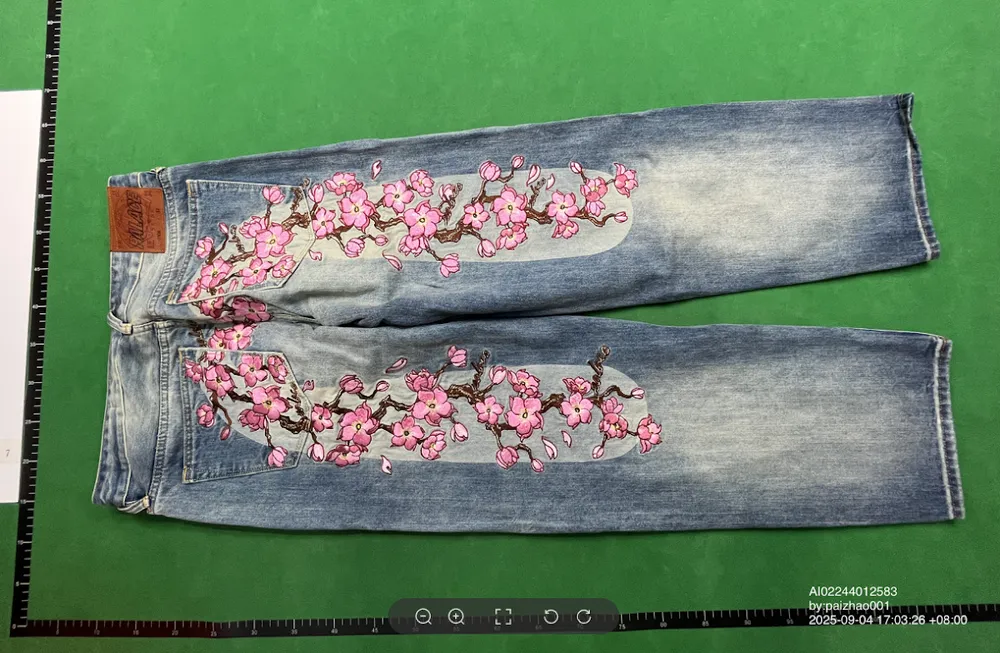 Evisu Flowers Jeans QC photo 1