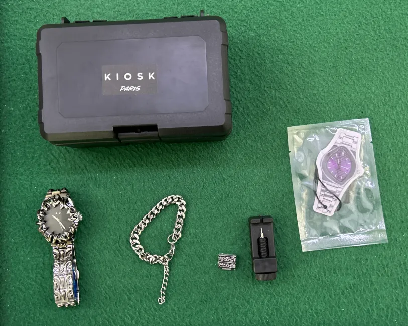 Alabaster Watch QC photo 1