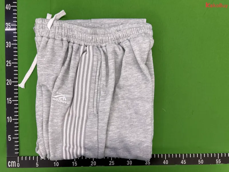 "Archived" Sweatpants QC photo 18