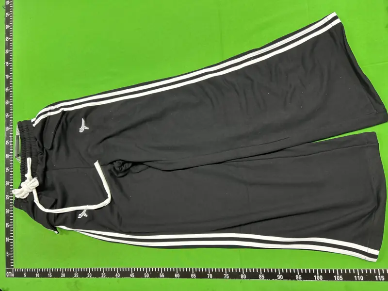 Baggy Pants with pocket at the back QC photo 5
