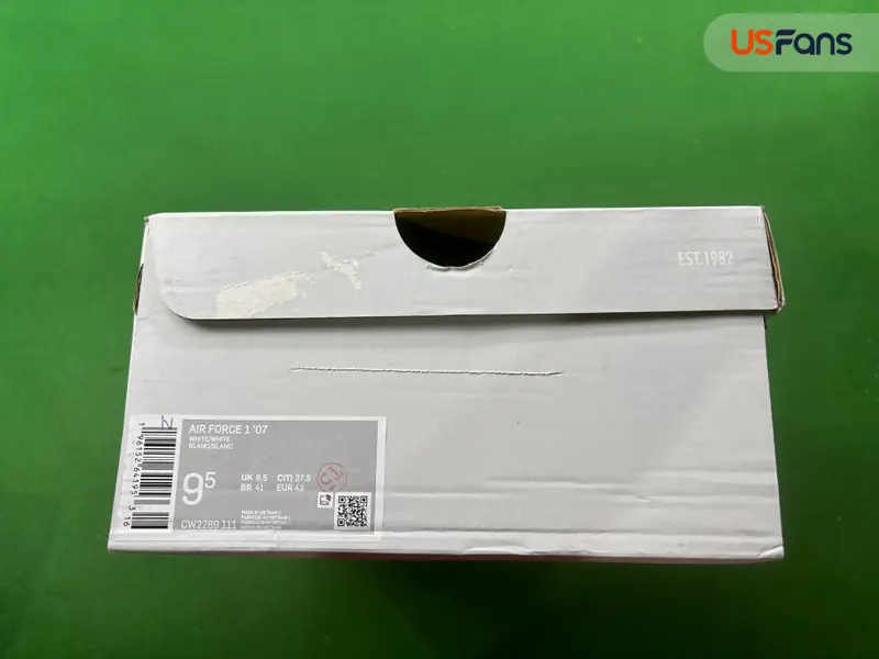 Nike Air Force 1 Mid QC photo 3