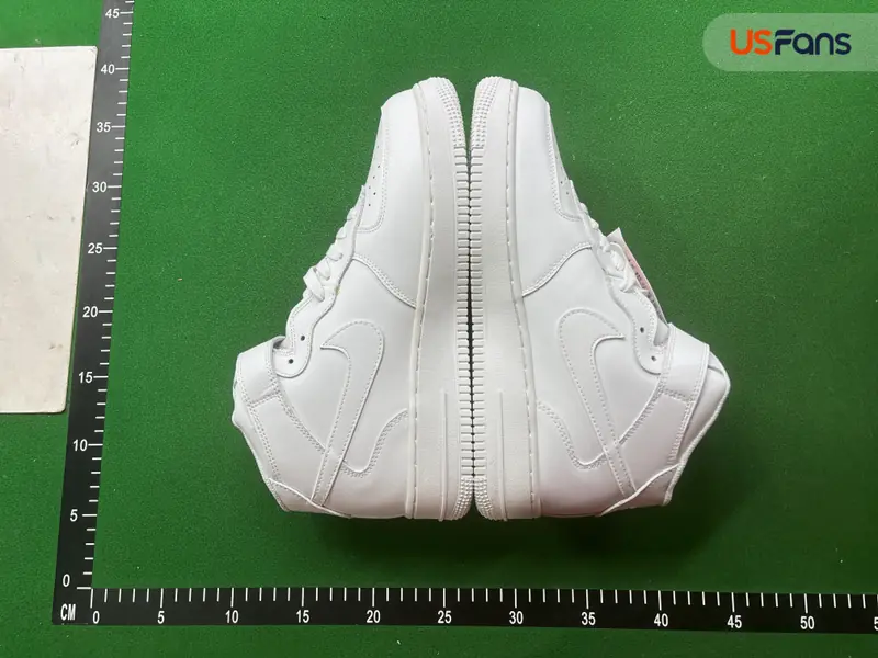 Nike Air Force 1 Mid QC photo 5