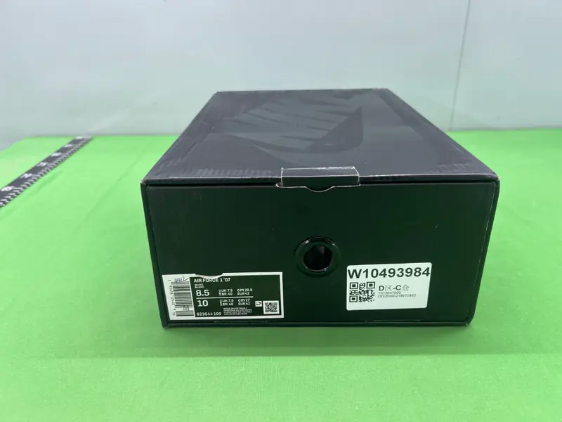 Nike Air Force 1 x Supreme QC photo 3