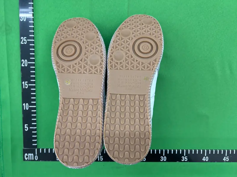 Maison Margiela Japan Gats QC photo 13
