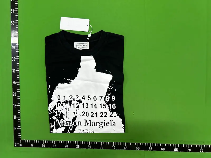 Maison Margiela Tee Black/White QC photo 7