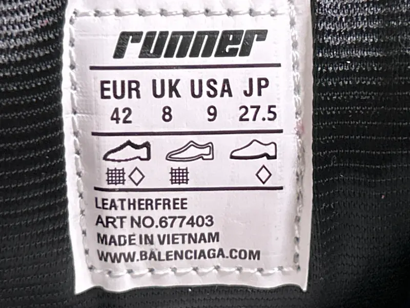 Balenciaga Graffiti Runners QC photo 16