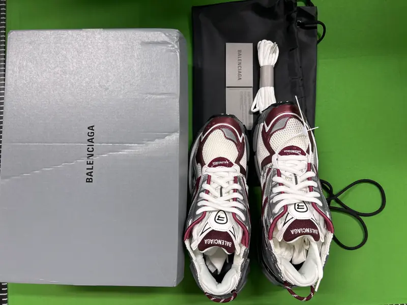 Balenciaga Graffiti Runners QC photo 3