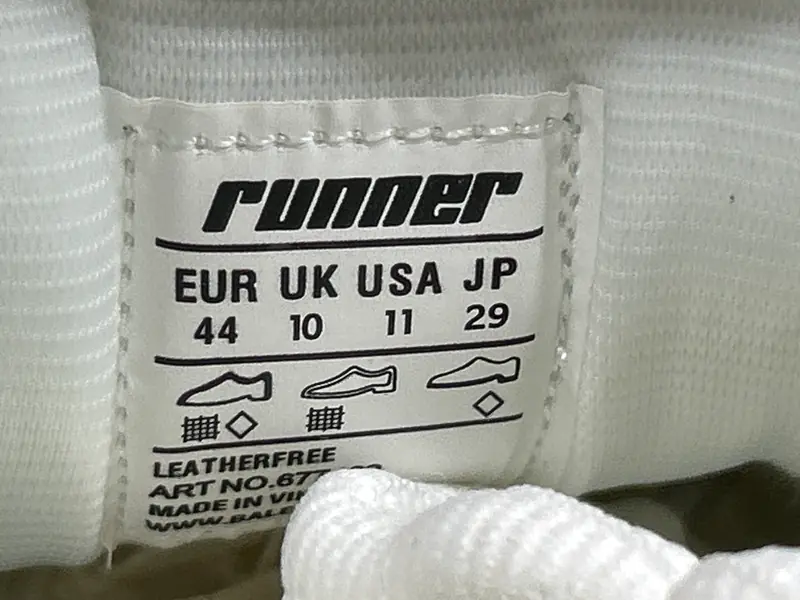 Balenciaga Graffiti Runners QC photo 5
