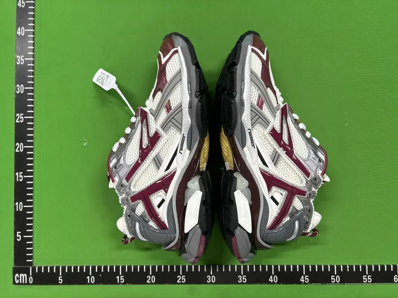 Balenciaga Graffiti Runners QC photo 8
