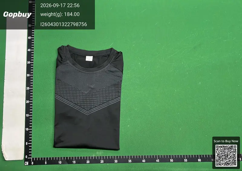 Gym shark compression shirt QC photo 16
