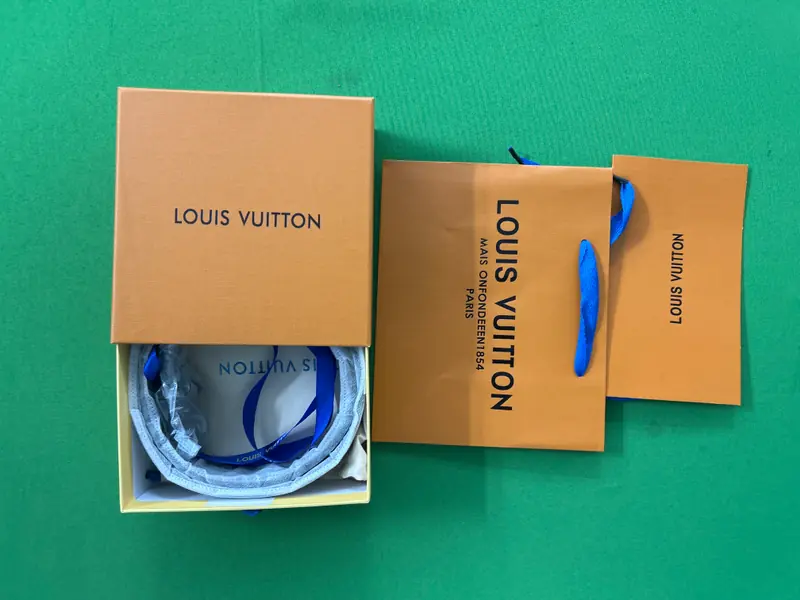 Burberry Belt QC photo 1