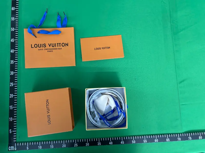 Burberry Belt QC photo 12
