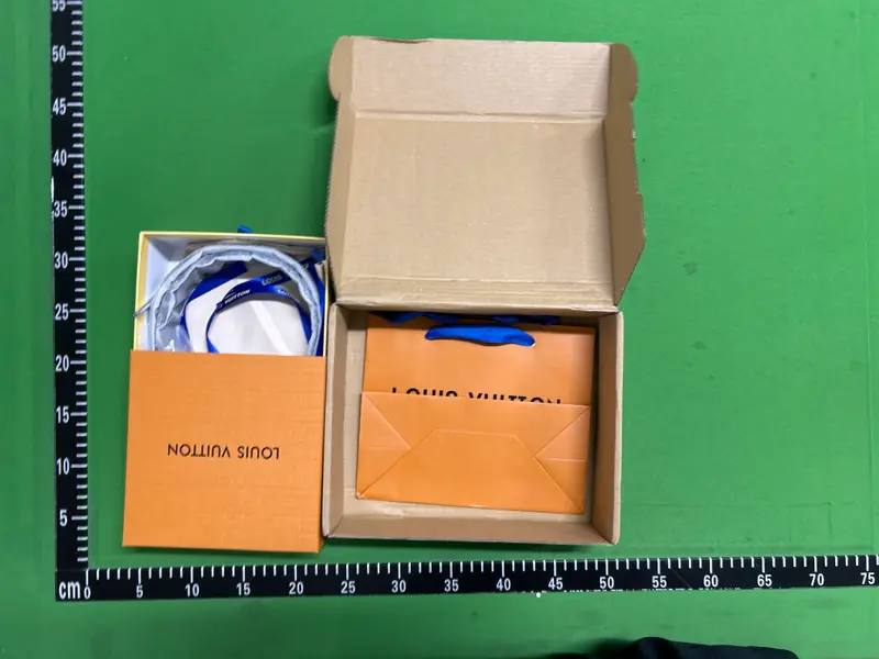 Burberry Belt QC photo 13
