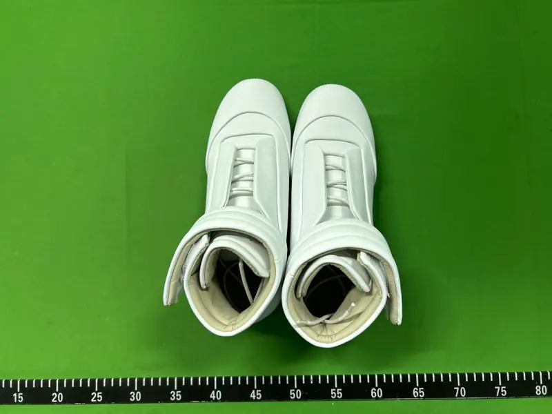 Maison Margiela Futures QC photo 12