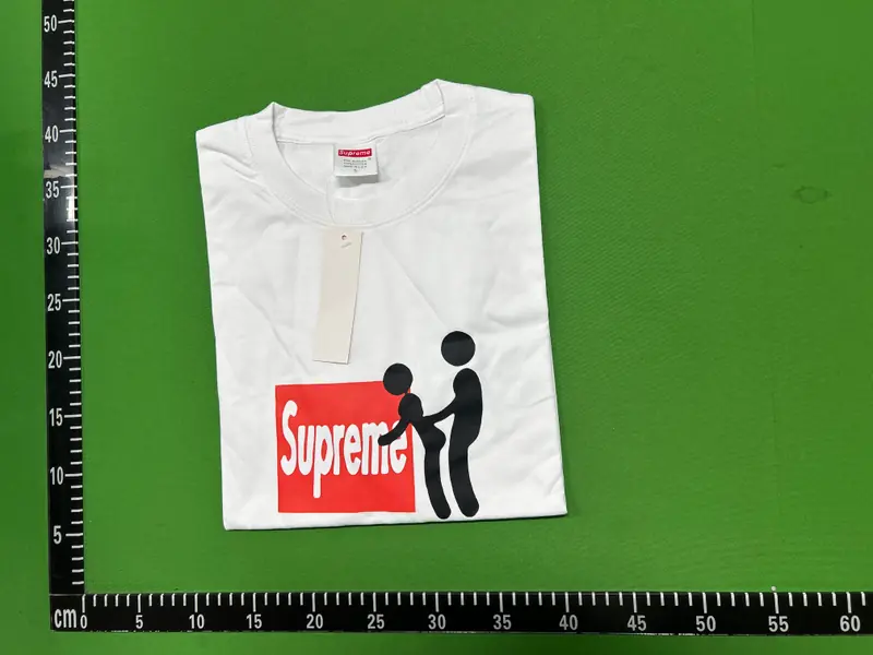 Supreme stick tee QC photo 2