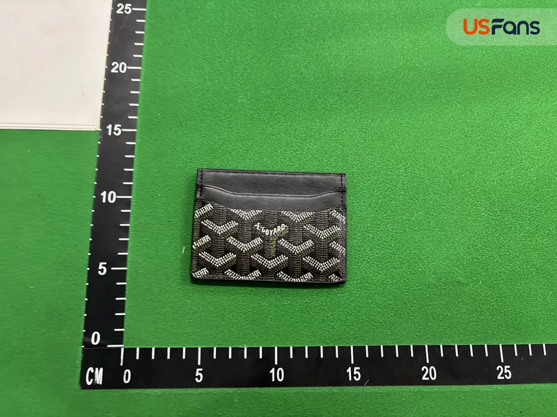 Goyard Cardholder QC photo 6