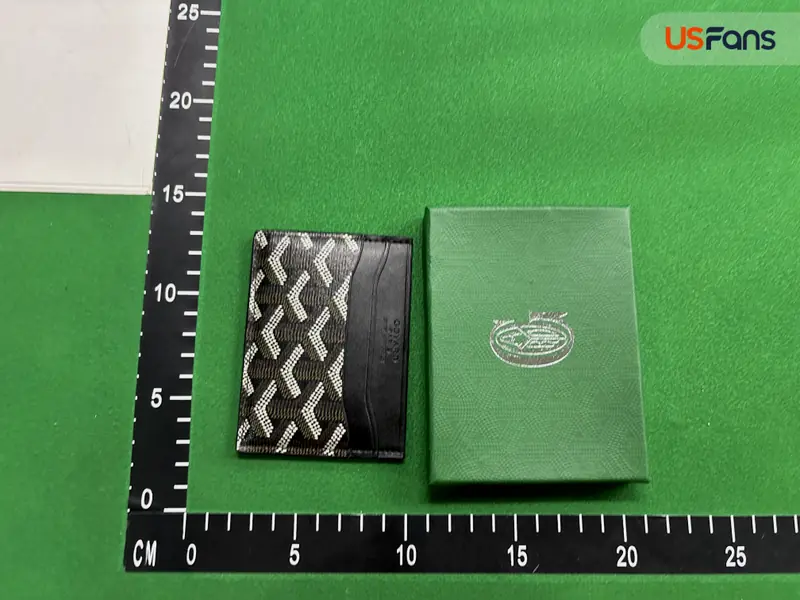 Goyard Cardholder QC photo 7