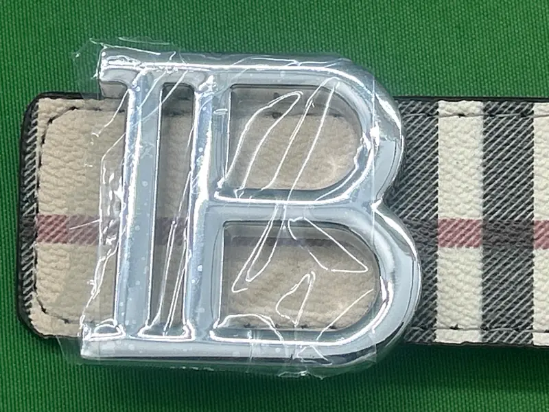 Burberry belt QC photo 6