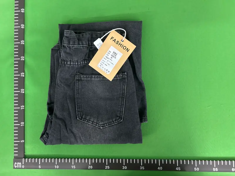 "With every step" Jeans QC photo 6