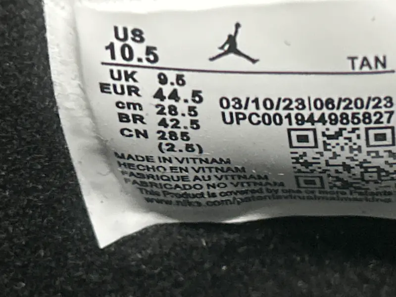 Jordan 4 QC photo 8