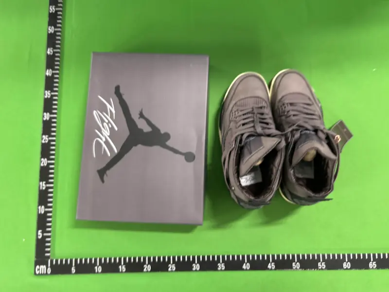 Jordan 4 QC photo 10