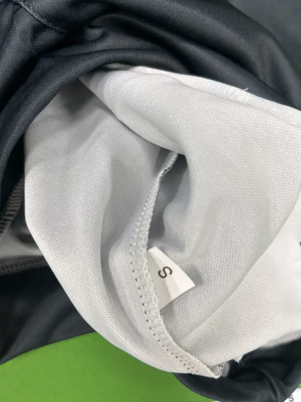 Peaceandwar Sweatpants QC photo 3
