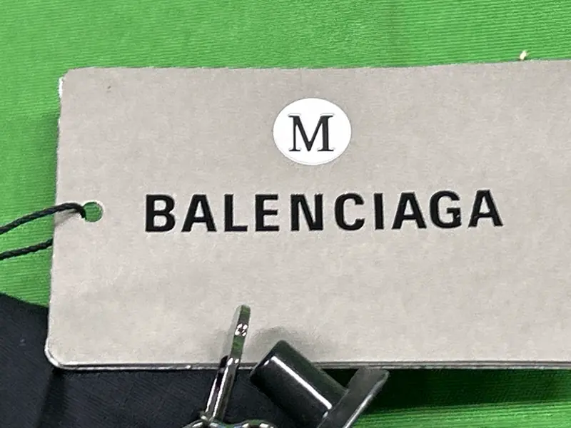 Balenciaga 23FW Pants QC photo 4