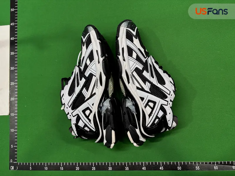 Balenciaga Runners QC photo 14