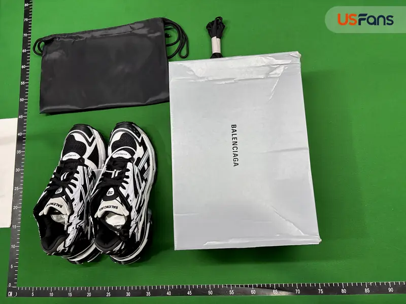 Balenciaga Runners QC photo 10