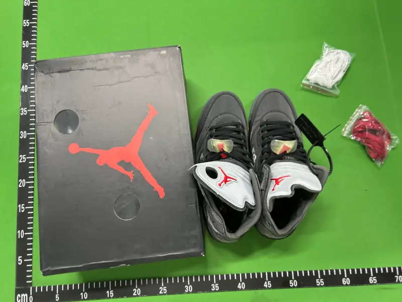 Jordan 5 Off-White QC photo 5