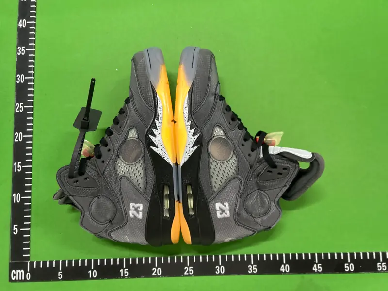 Jordan 5 Off-White QC photo 8