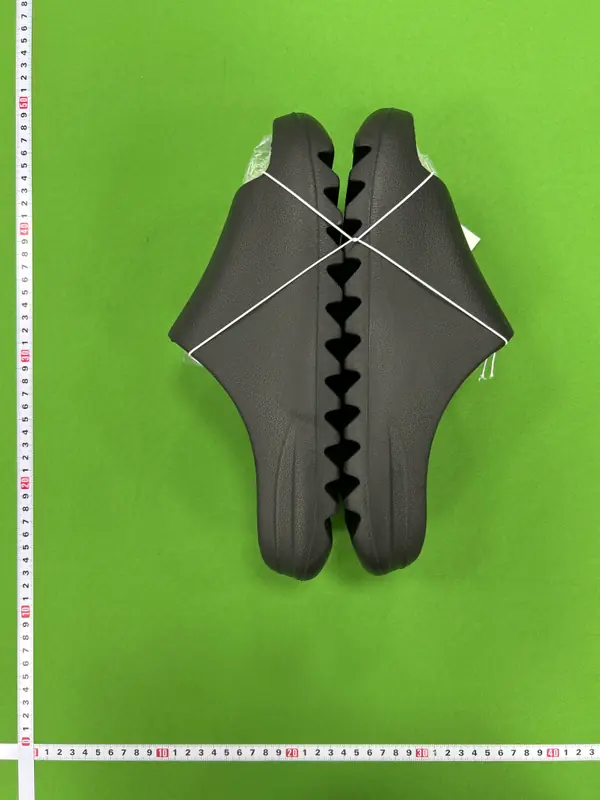 Adidas Yeezy Slides QC photo 12