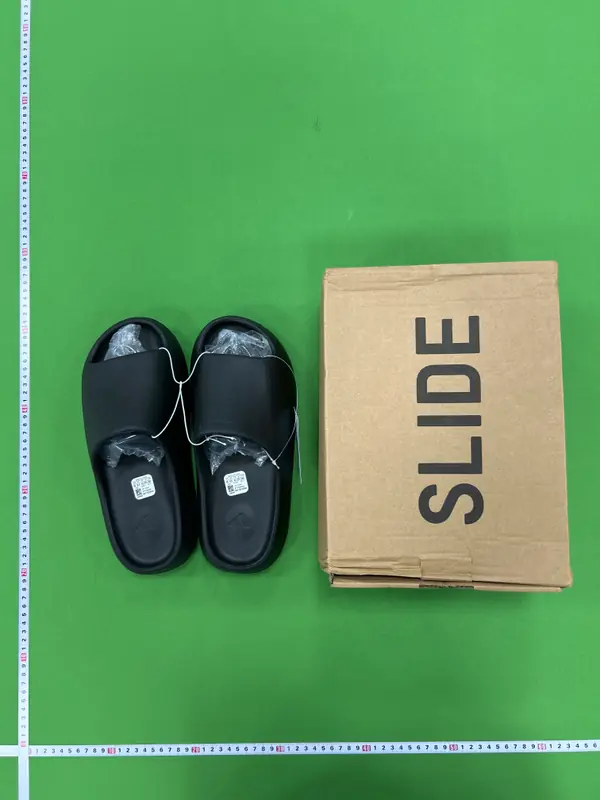 Adidas Yeezy Slides QC photo 10