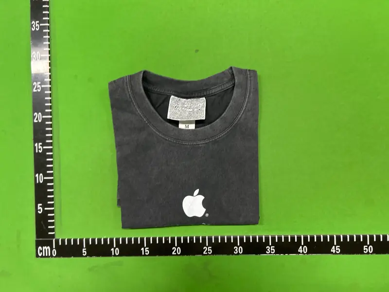 Balenciaga be different QC photo 1