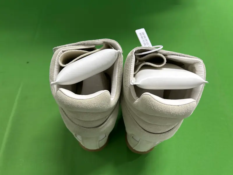 Isabel Marant Bekett QC photo 12