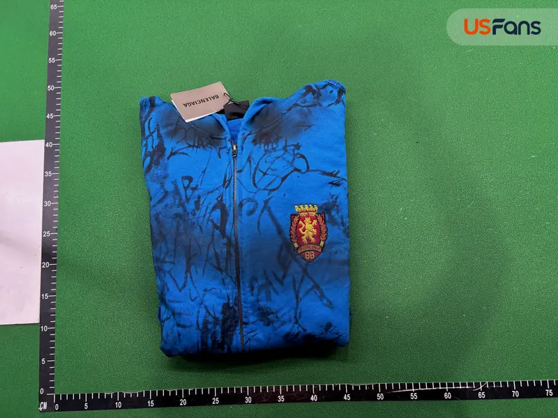Balenciaga Hoodie QC photo 4