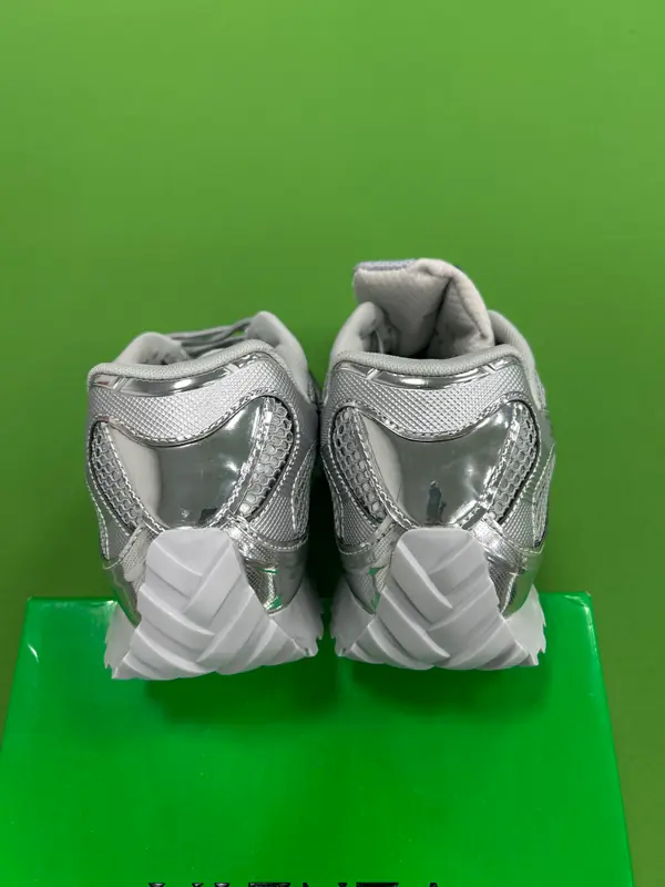 Bottega Veneta Orbit QC photo 2