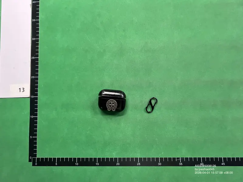 Chrome Hearts Airpods Cases QC photo 4