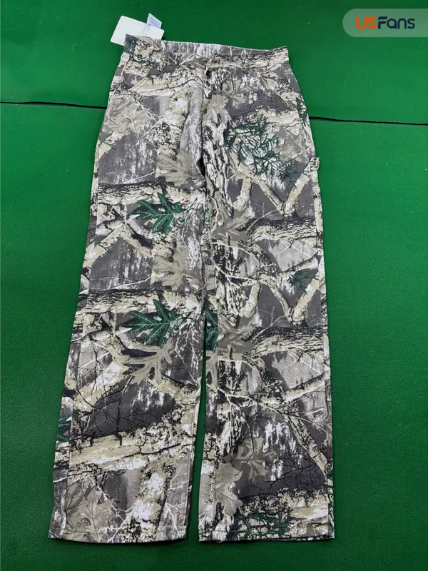 Carhatt Realtree Jeans QC photo 3