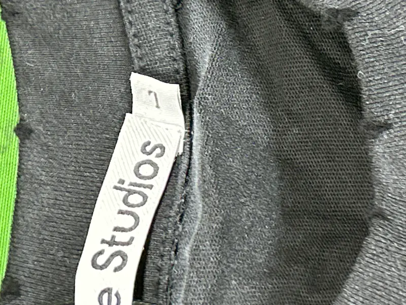 Acne Studios Longsleeve (Black) QC photo 3