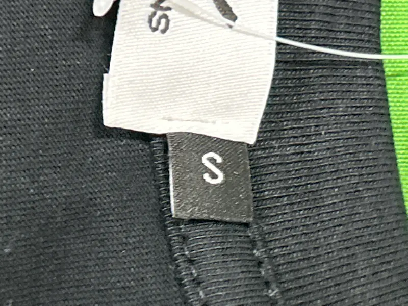 CDG with big heart tee QC photo 5