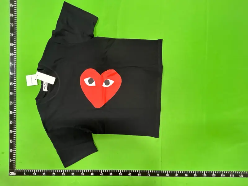 CDG with big heart tee QC photo 7