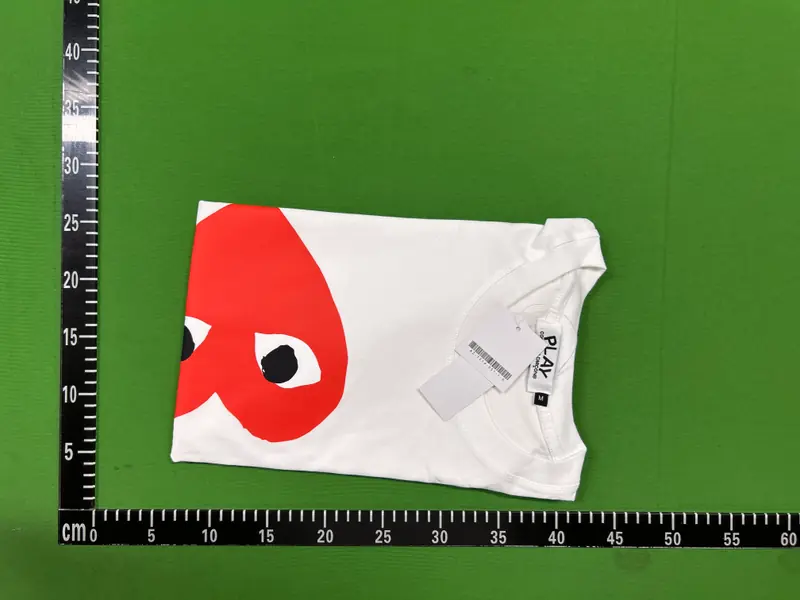 CDG with big heart tee QC photo 9