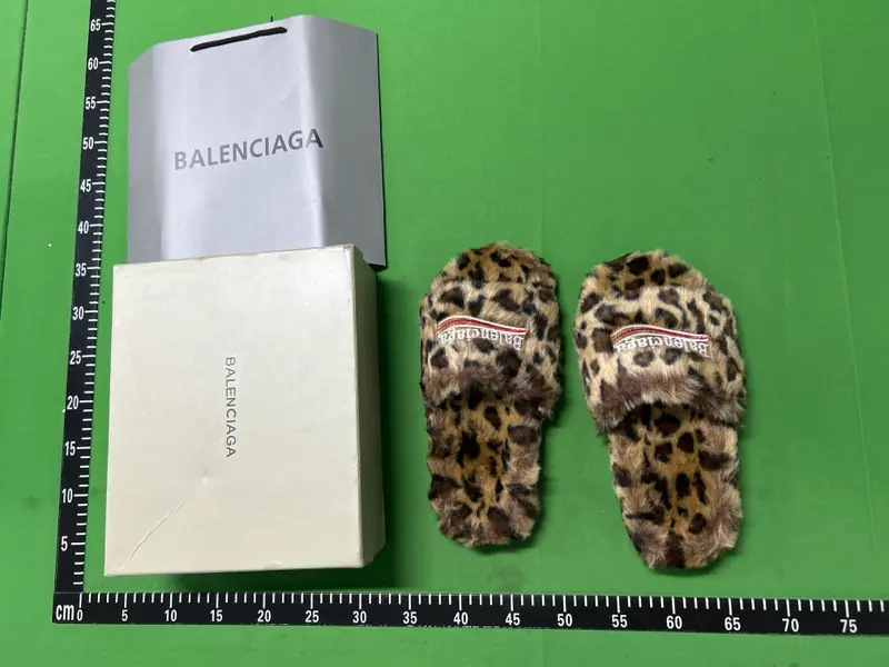 Balenciaga leopard fur slides QC photo 10