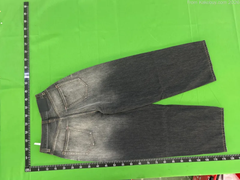 Paint Splashed Jeans QC photo 3