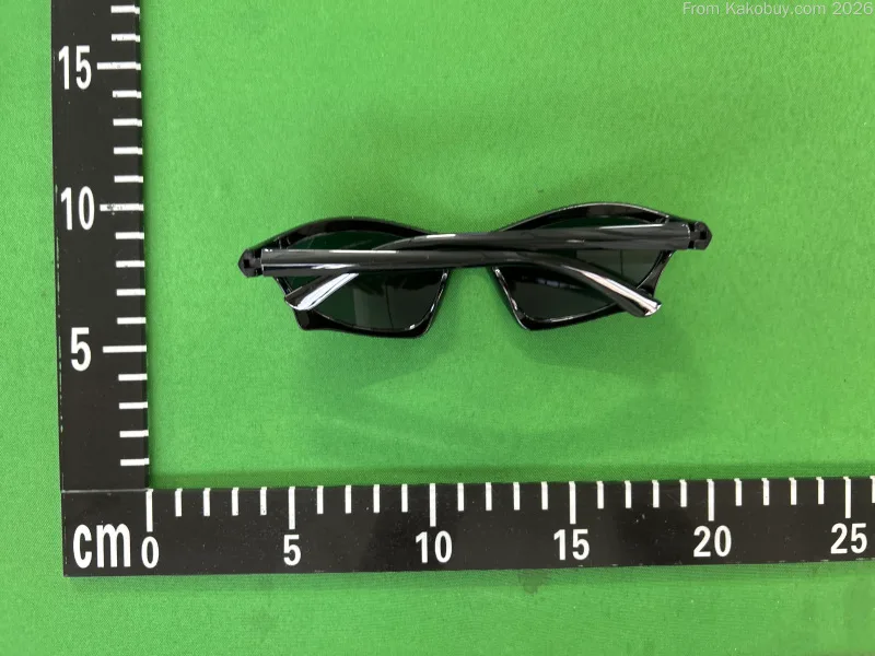 Balenciaga Bat Glasses QC photo 3
